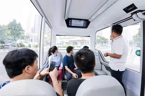 Mileage of Yutong autonomous buses reaches 10,000km on the public road